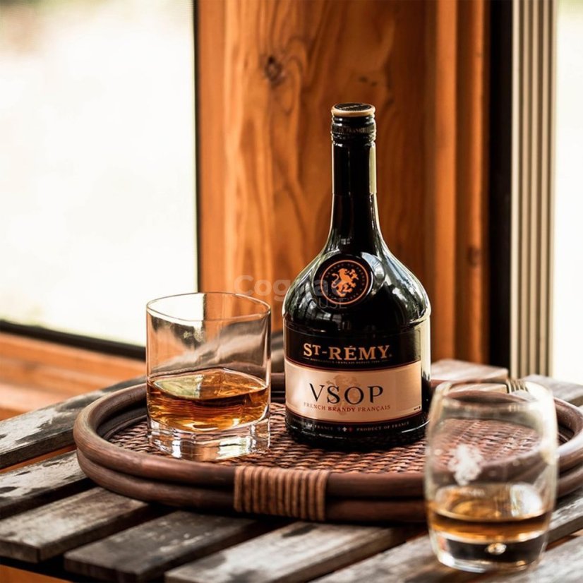 St-Rémy VSOP 36% 0,7l (holá lahev)