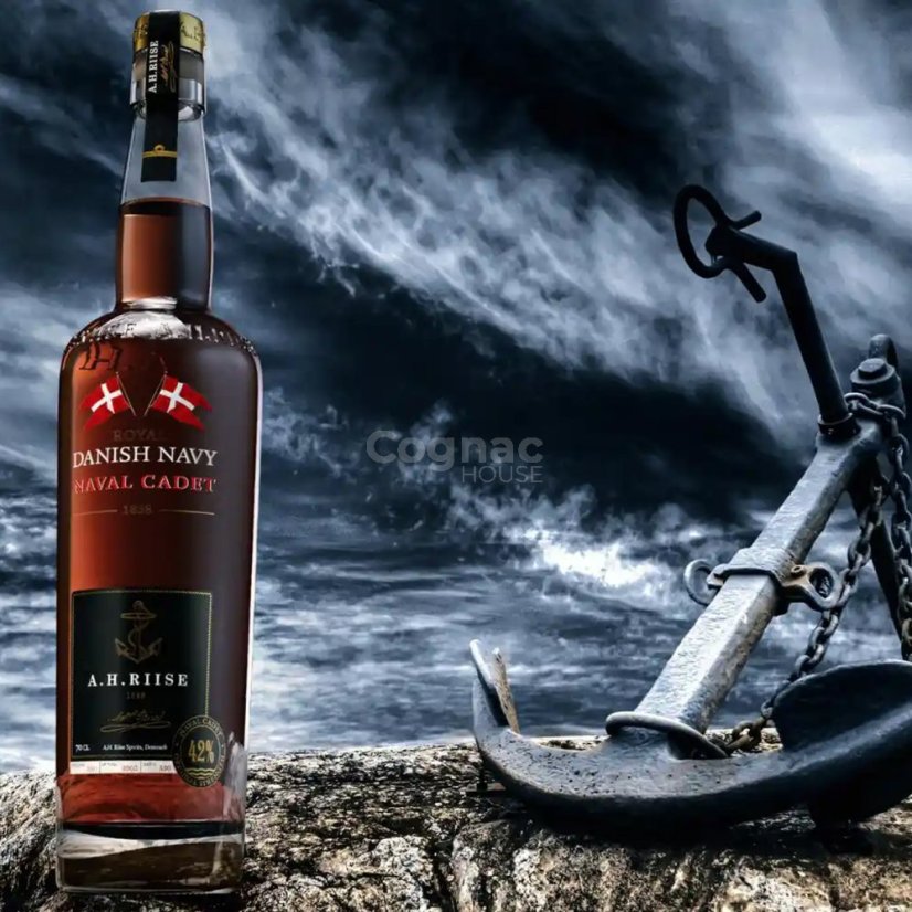 A. H. Riise Royal Naval Cadet 42% 0,7l (karton)