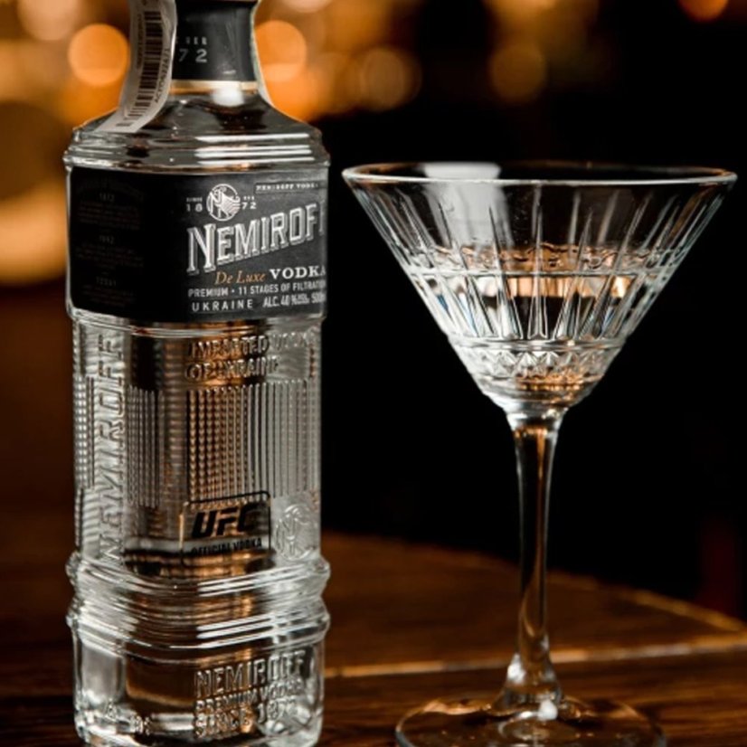 Nemiroff Vodka de Luxe 40% 0,7l (holá lahev)