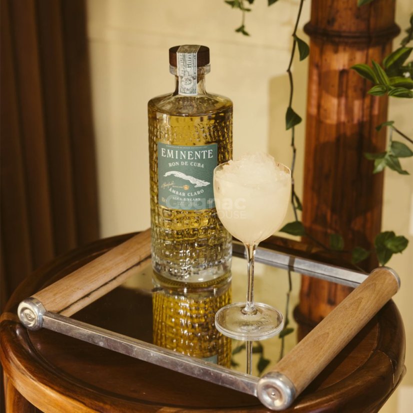 Eminente Ambar Claro 40% 0,7l (holá láhev)