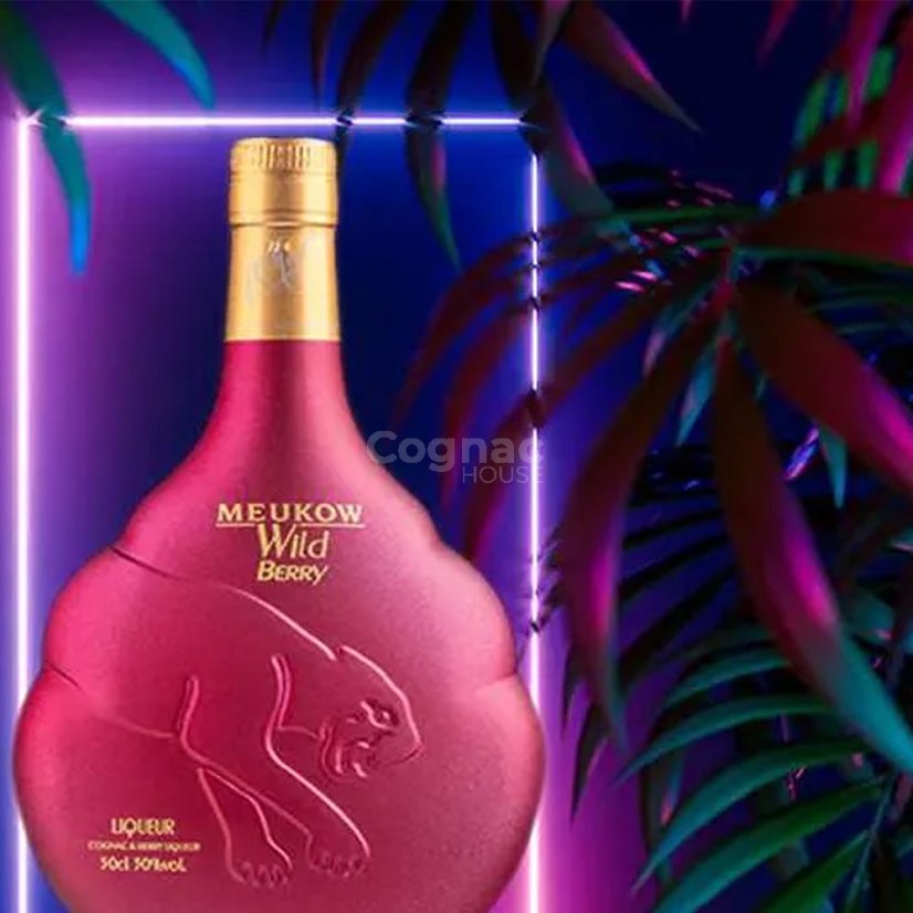 Meukow Wild Berries 30% 0,7l (holá lahev)