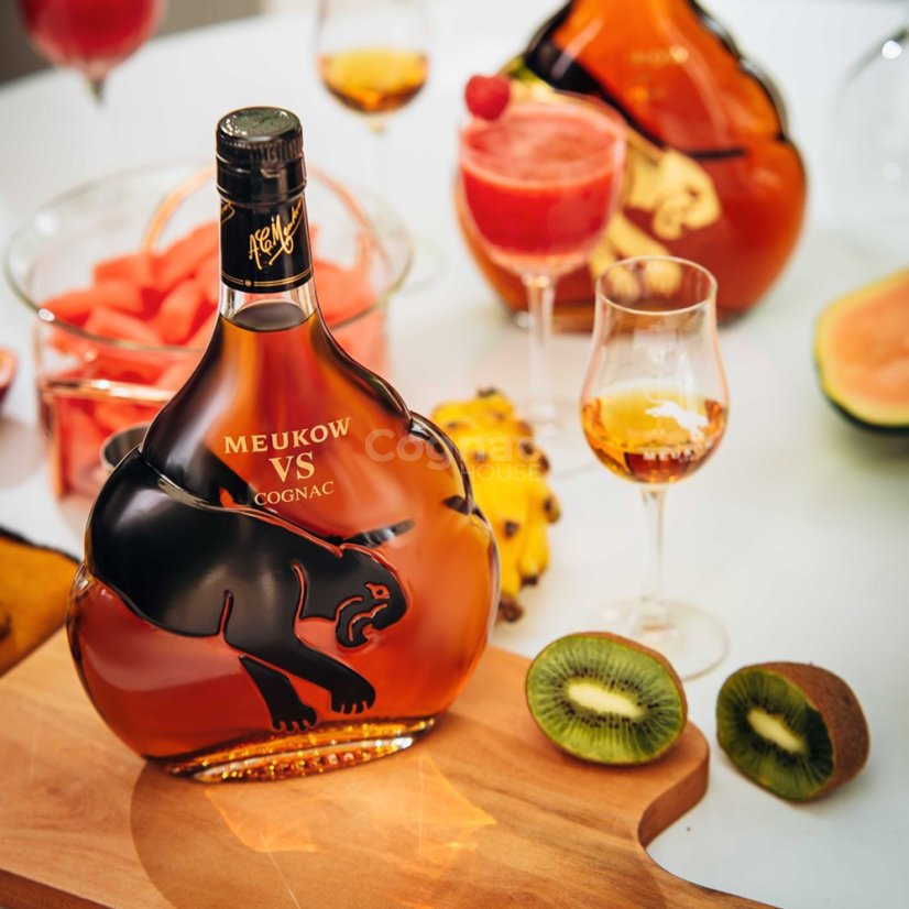 Meukow VS 40% 0,7l (karton)