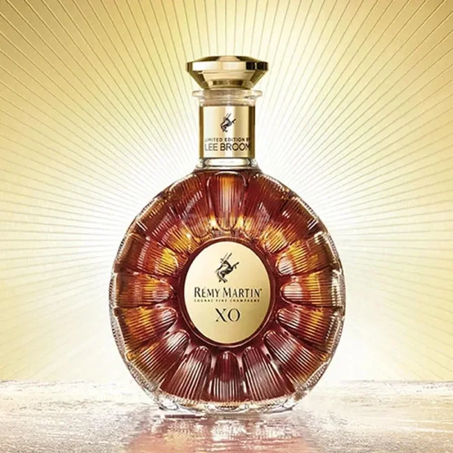 Rémy Martin XO Lee Broom Edition 40% 0,7l (karton)