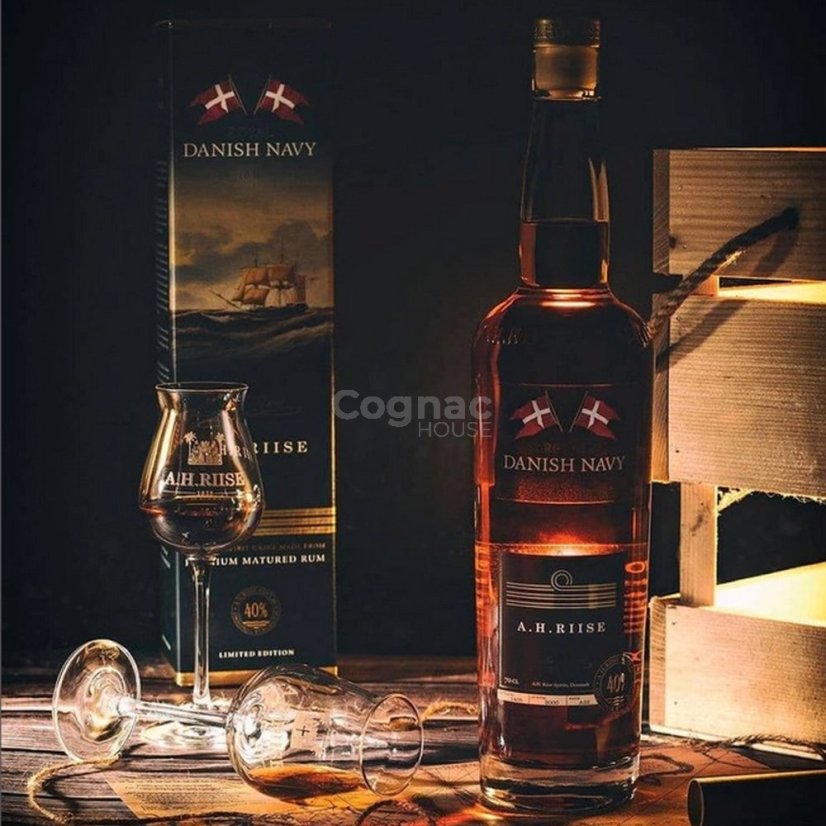 A. H. Riise Royal Danish Navy 40% 0,7l (karton)